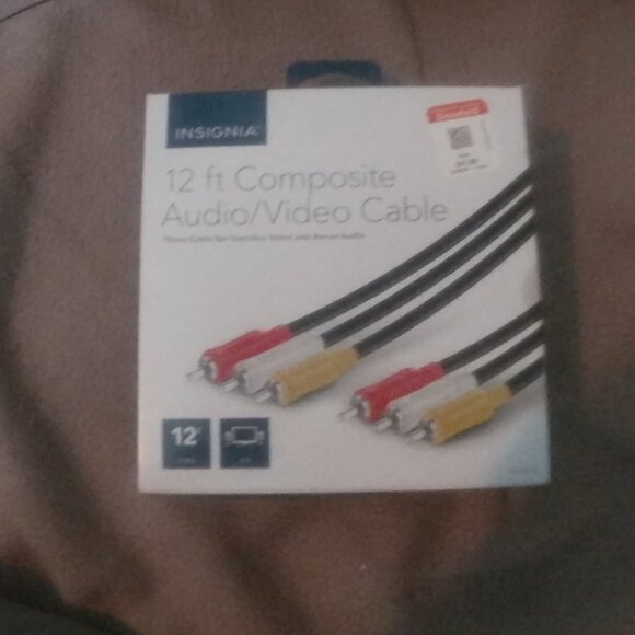 Insignia- 12' Composite Audio/Video Cable - black - Picture 1 of 3
